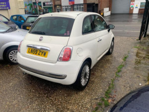 2009 Fiat 500 1.2 Lounge Euro 5 (s/s) 3dr in White — image 5