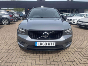 2018 Volvo Xc40 2.0 D3 R-Design Auto AWD Euro 6 (s/s) 5dr in Grey — image 2