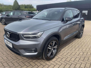 2018 Volvo Xc40 2.0 D3 R-Design Auto AWD Euro 6 (s/s) 5dr in Grey — image 3