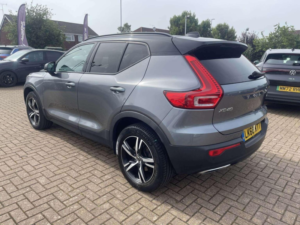 2018 Volvo Xc40 2.0 D3 R-Design Auto AWD Euro 6 (s/s) 5dr in Grey — image 5