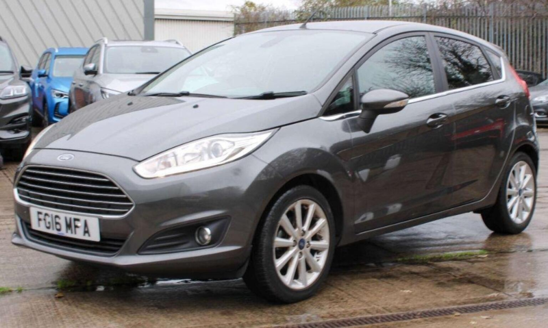 2016 Ford Fiesta 1.5 Tdci Titanium Euro 6 5dr in Grey — image 1