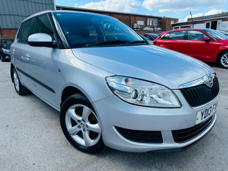 2013 Skoda Fabia 1.2 Se Euro 5 5dr in Silver — image 1