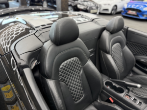 2013 Audi R8 Spyder 4.2 Fsi V8 in Black — image 2