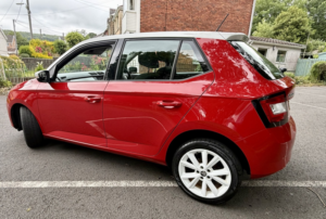 2018 Skoda Fabia 1.0 Tsi*colour Edition*just 48k-Ulez-Ac-Bt-Pdc-Cruise**stunning Example** in Red — image 3